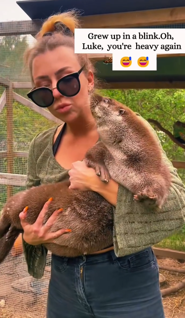 C2610023_nice girl rescues baby otter, then…#fyp #animals #rescued_part2